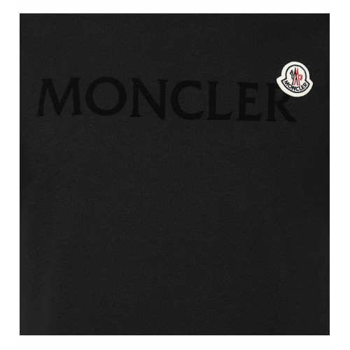 [몽클레어] 8C00025 8390T 999 로고패치 라운드 반팔티셔츠 블랙 남성 티셔츠 / TLS,MONCLER