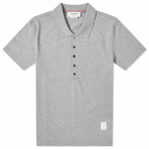 [톰브라운] MJP052A 00042 055 릴렉스핏 버튼 폴로 티셔츠 라이트그레이 남성 티셔츠 / TEO,THOM BROWNE